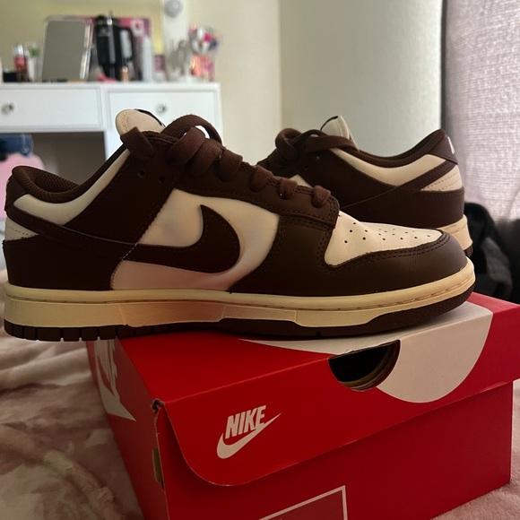 Brand new brown dunks cacao wow - Picture 3 of 4